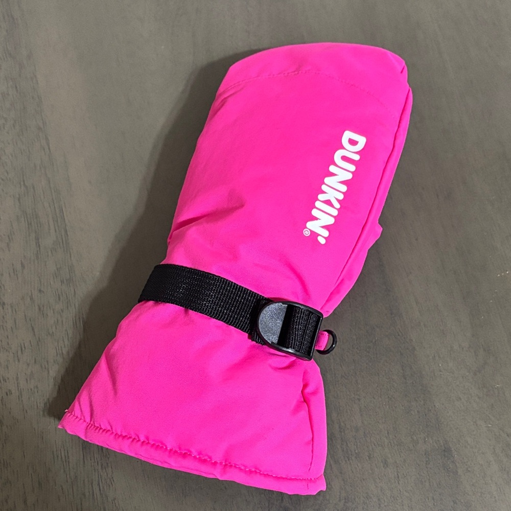 Dunkin' Iced Coffee Left Handed Mitten